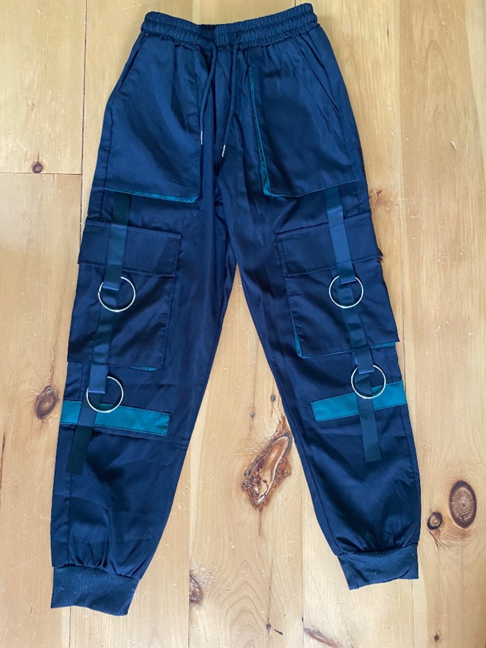 Edgy Metal Ring Baggy Pants